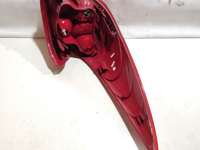 204888 Peugeot 207 kombi 2006-2014 jobb hátsó lámpa, izzó foglalat nélkül 968015798