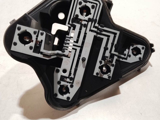 204889 Peugeot 207 kombi 2006-2014 jobb hátsó izzó foglalat 968015798