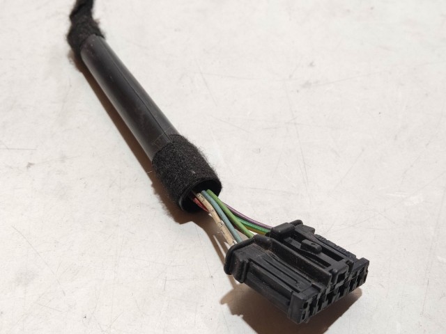 204890 Peugeot 207 2006-2014 jobb hátsó lámpa elektromos csatlakozó 968015798