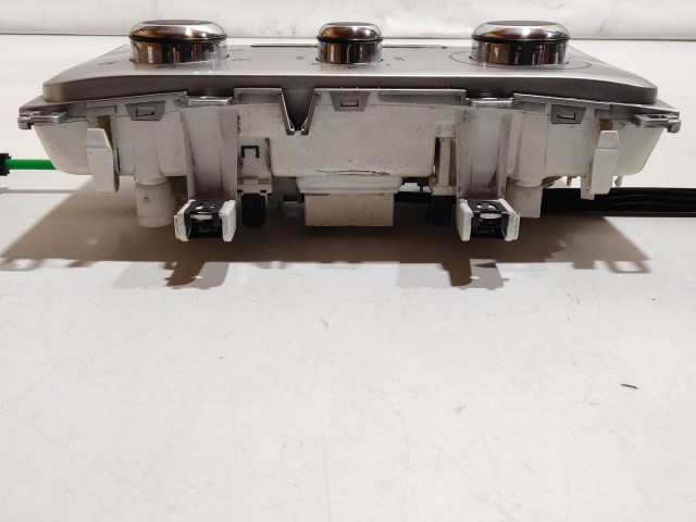 204961 Lancia Delta 2008-2014 manuális fűtés- és közép kapcsolók 5G7846100