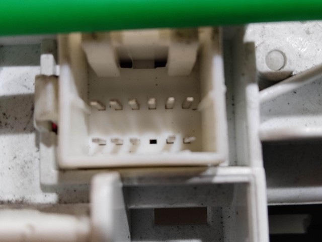 204961 Lancia Delta 2008-2014 manuális fűtés- és közép kapcsolók 5G7846100