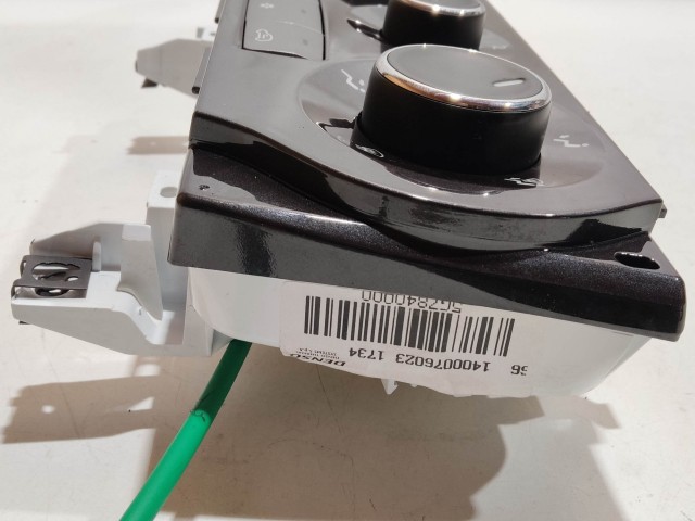 204963 Fiat Bravo 2007-2014 manuális fűtés- és közép kapcsolók, újszerű állapot 5G7846100