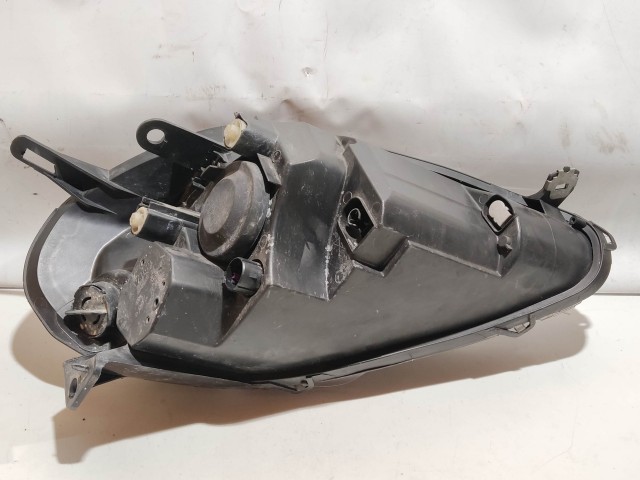 204979 Fiat Grande Punto  2008-2009 lila csatlakozós bal első fényszóró 51701593