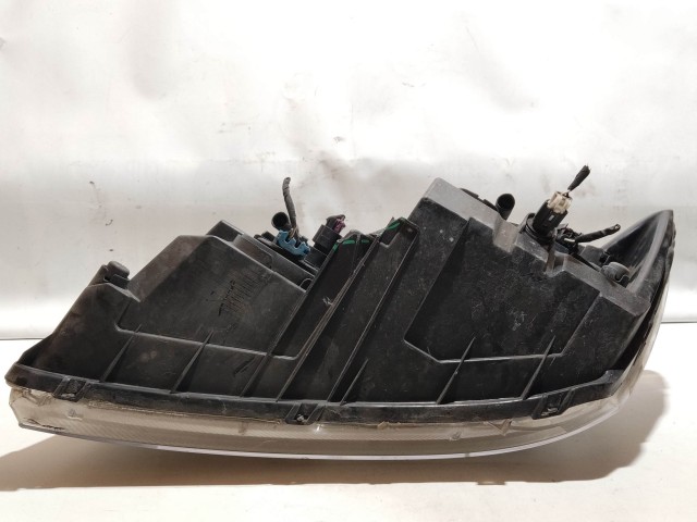 204987 Fiat Freemont jobb első fényszóró magasság állító motor nélkűl, a képen látható sérüléssel