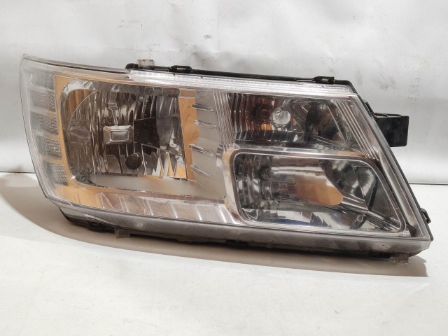 204988 Fiat Freemont jobb első fényszóró magasság állító motor nélkűl!!!!