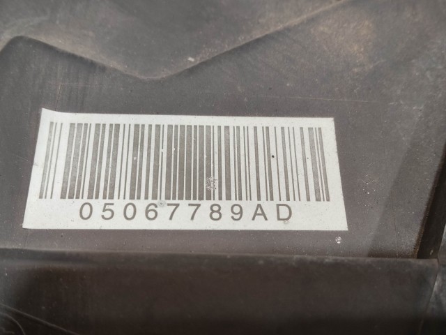 204989 Fiat Freemont 2011-2015 bal első fényszóró, magasság állító motor nélkűl!!!!