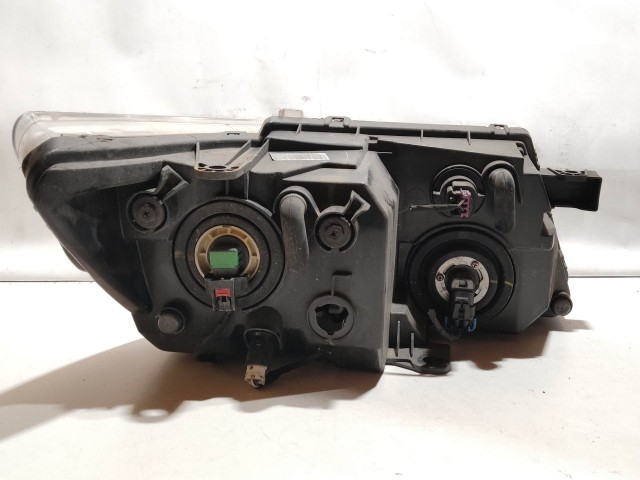 204990 Fiat Freemont 2011-2015 bal első fényszóró, magasság állító motor nélkűl!!!!
