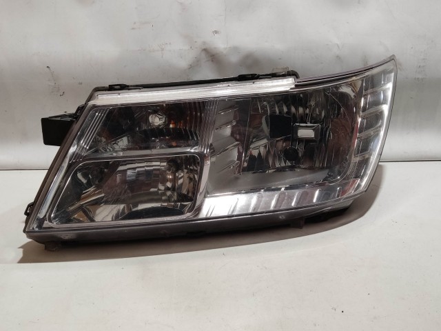 204990 Fiat Freemont 2011-2015 bal első fényszóró, magasság állító motor nélkűl!!!!