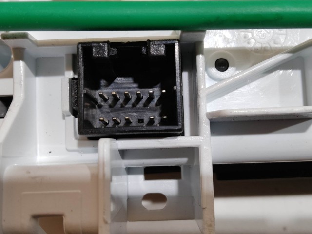 205021 Fiat Bravo 2007-2014 manuális fűtés- és közép kapcsolók, újszerű állapot 5G7846100