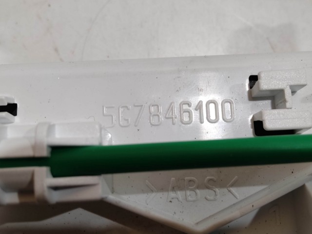 205026 Fiat Bravo 2007-2014 manuális fűtés- és közép kapcsolók, újszerű állapot 5G7846100