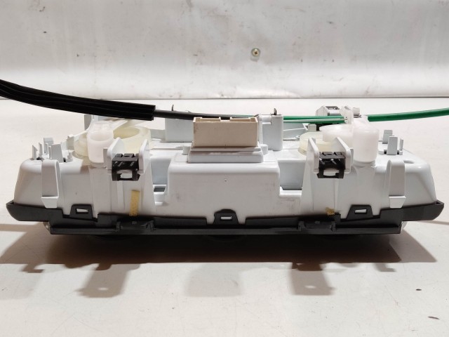 205026 Fiat Bravo 2007-2014 manuális fűtés- és közép kapcsolók, újszerű állapot 5G7846100