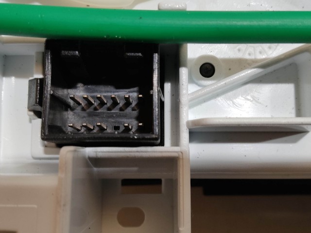 205026 Fiat Bravo 2007-2014 manuális fűtés- és közép kapcsolók, újszerű állapot 5G7846100