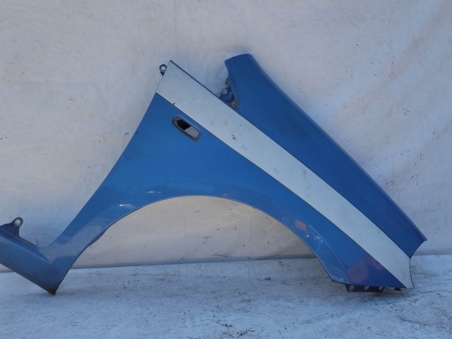 205043 Fiat Grande Punto Jobb első sárvédő 51901100