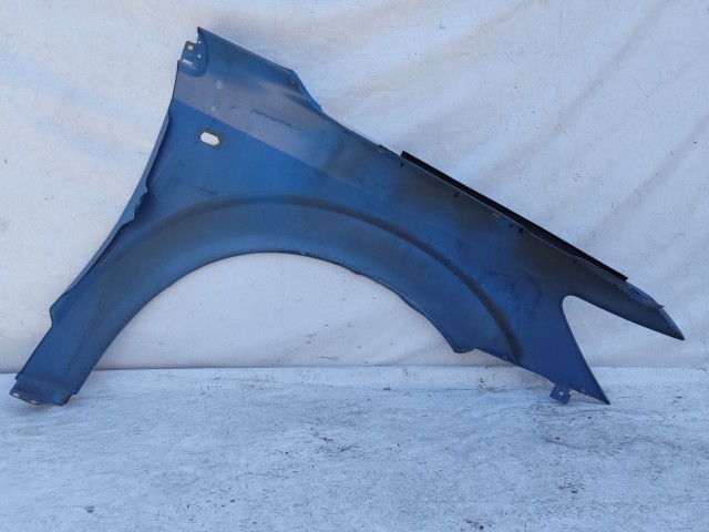 205056 Fiat Freemont 2011-2015 bal első kék színű árvédő K68089549AA