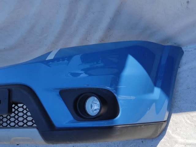 205064 Fiat Freemont 2011-2015 első lökhárító, a képen látható sérüléssel