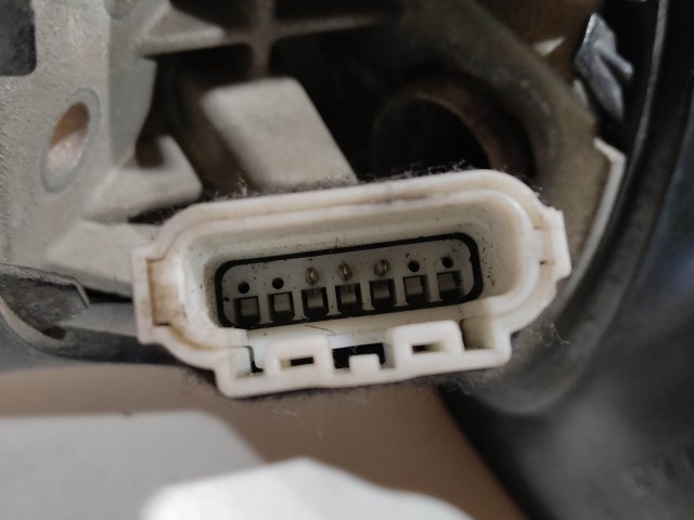 205081 Fiat Grande Punto 2005-2009 3 vezetékes bal oldali visszapillantó tükör, a képen látható sérüléssel