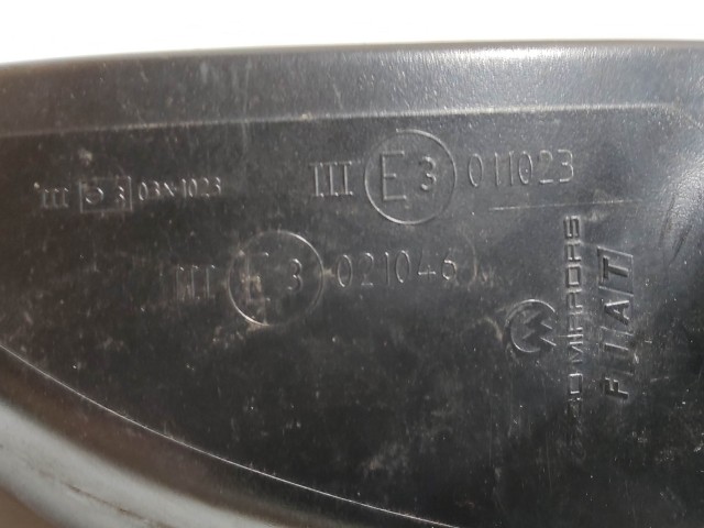 205082 Fiat Grande Punto 2005-2009 3 vezetékes bal oldali visszapillantó tükör