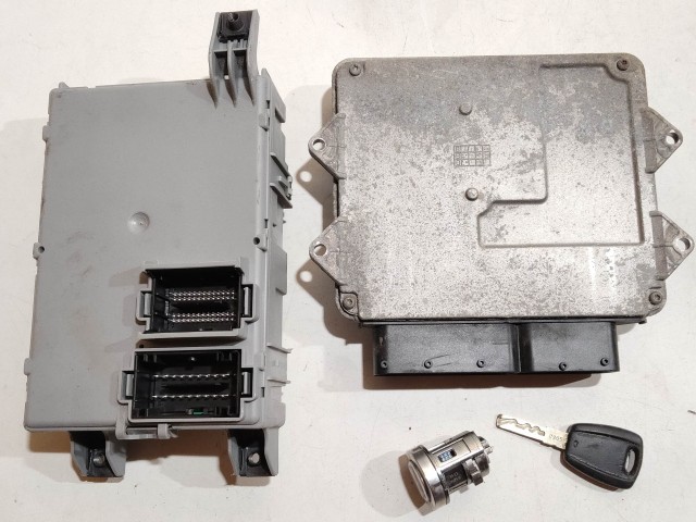 205097 Fiat Grande Punto 2005-2009 1,3 16v Diesel motorvezérlő szett 51871698