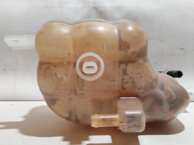 Fiat Freemont 2011-2015 Kiegyenlítő tartály Használt   