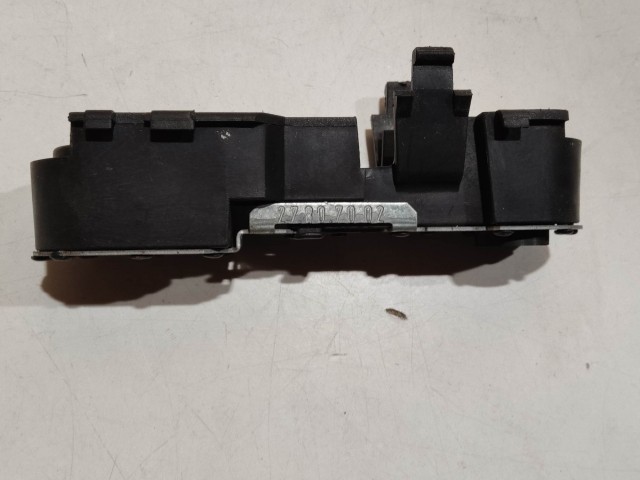 205139 Alfa Romeo 159 2005-2011jobb hátsó belső lámpa Izzó foglalat 50504822