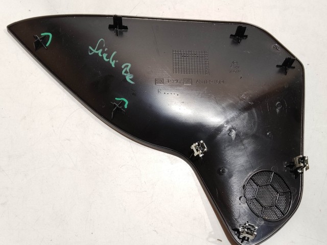 205141 Alfa Romeo Giulietta 2010-2020 bal első hangszóró rács, a képen látható sérüléssel 71769846