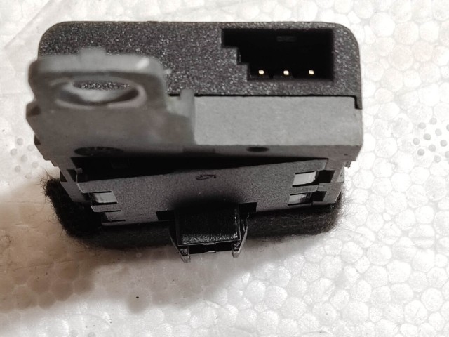 Alfa Romeo Giulietta 2010-2020 navigáció antenna  50524239