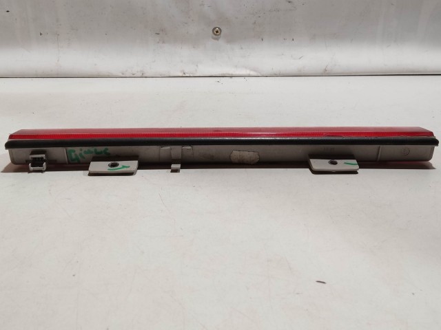 205146 Alfa Romeo Giulietta , Fiat 500L pótféklámpa, a képen látható sérüléssel 51925086