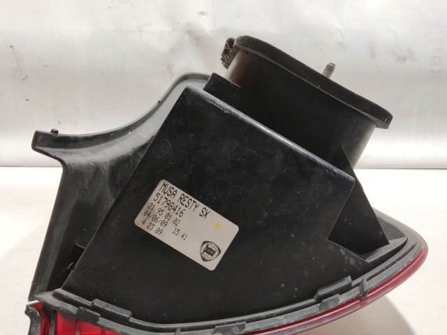 205164 Lancia Musa 2007-2012 bal hátsó lámpa 51798416