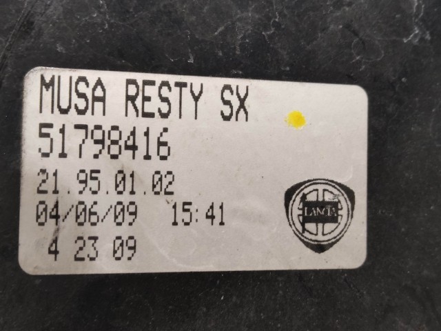 205164 Lancia Musa 2007-2012 bal hátsó lámpa 51798416