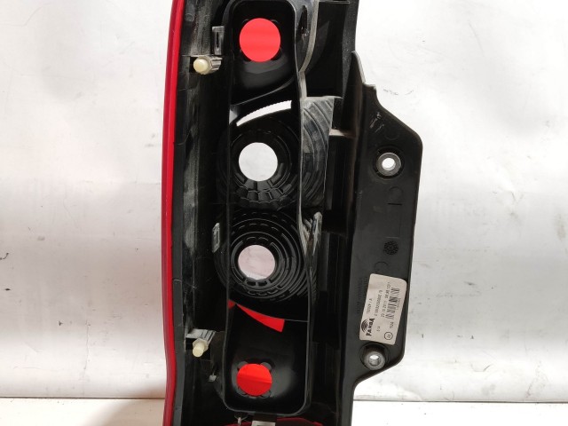 205183 Fiat Fiorino , Qubo, Citroen Nemo jobb hátsó lámpa izzófoglalat nélkül!!!!