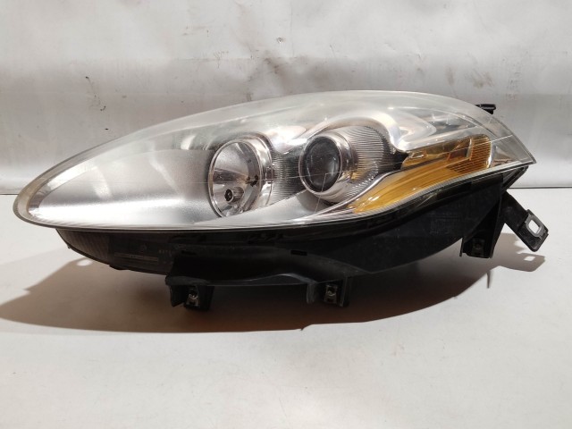 205187 Fiat Bravo 2007-2014 bal első fényszóró, a képen látható sérüléssel 51757538