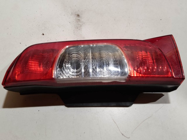 205191 Fiat Fiorino , Qubo, Citroen Nemo jobb hátsó lámpa, izzófoglalat nélkül!!!!