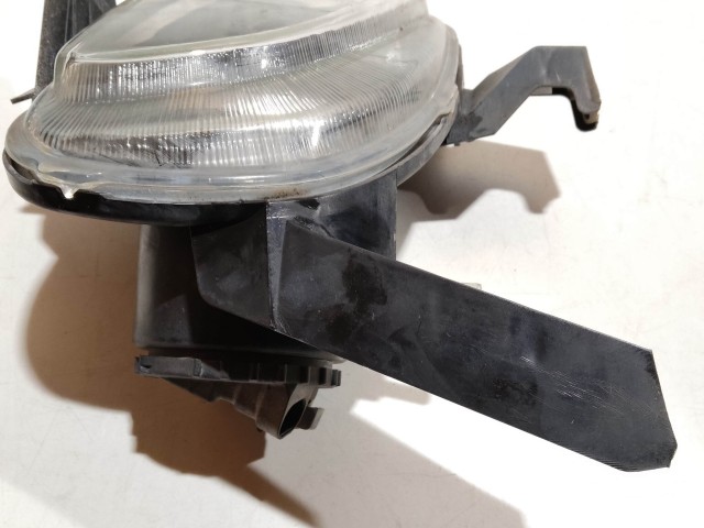 205198 Fiat Grande Punto 2005-2009 jobb első ködlámpa, fekete belsős 51782368