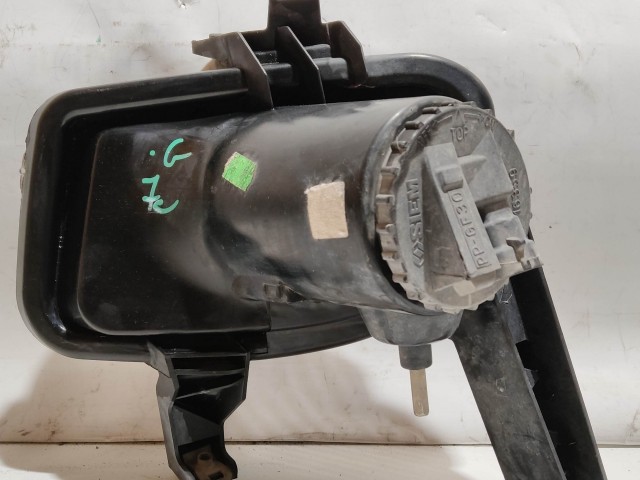 205199 Fiat Grande Punto 2005-2009 jobb első ködlámpa, fekete belsős 51782368