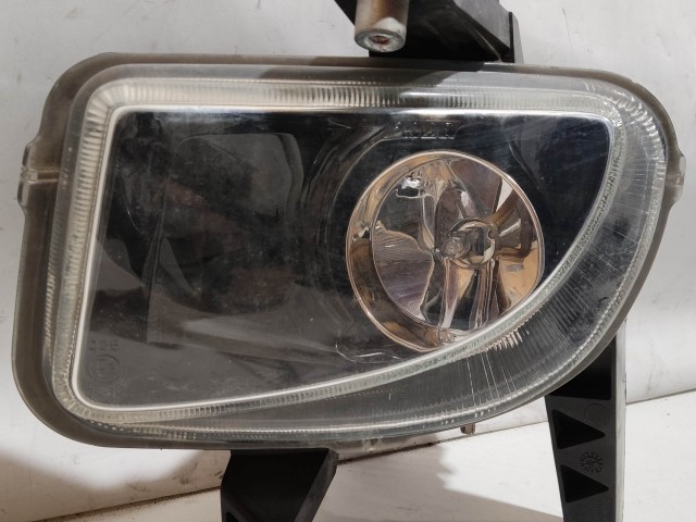 205208 Fiat Grande Punto 2005-2009 bal első ködlámpa, fekete belsős 51782369