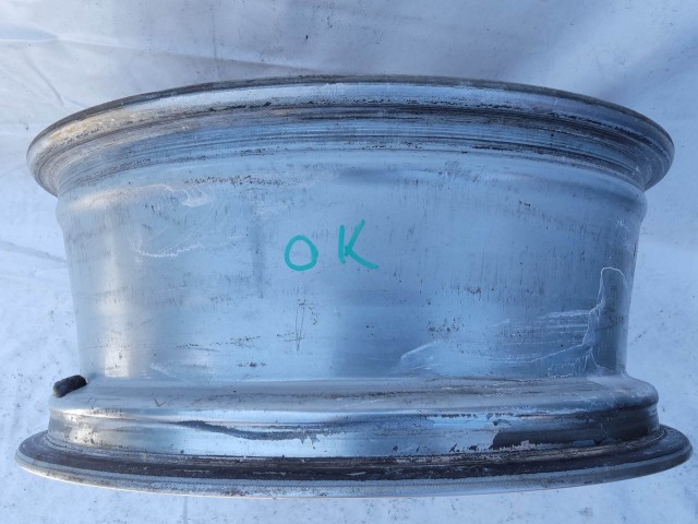 205233 Lancia Lybra 16