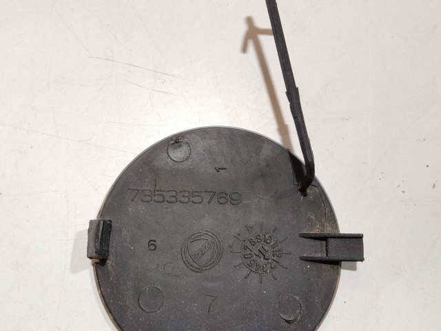 205248 Fiat Grande Punto 2005-2009 első vonószem takaró 