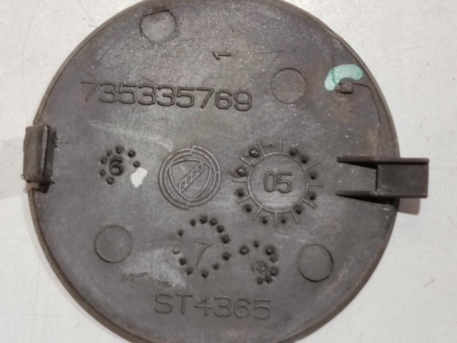 205250 Fiat Grande Punto 2005-2009 első vonószem takaró 