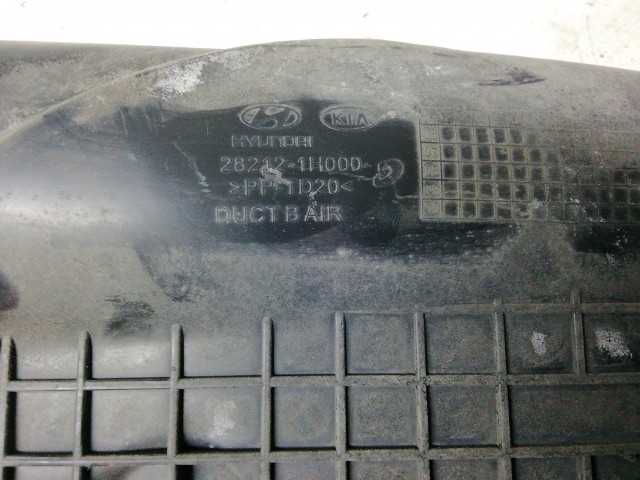 Kia Ceed I. 2006-2009 2006-2009 Levegőcső  használt  szívócső a légszűrőházba 