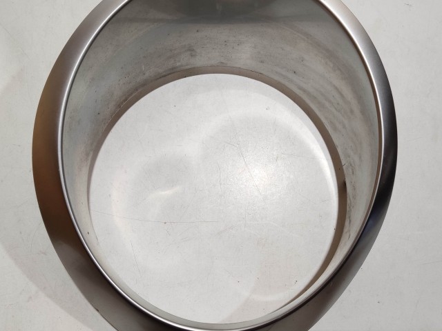 205264 Alfa Romeo MiTo 2008-2018 króm, jobb hátsó lámpa keret a képen látható állapotban!!!