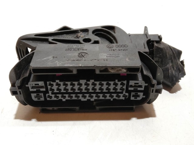 205327 Seat Ibiza, Cordoba, Skoda Fabia I. Abs elektromos csatlakozó 0265231712