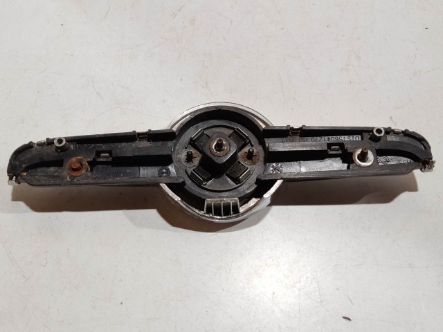 205356 Alfa Romeo 156 2003-2005 motorháztető embléma, a képen látható állapotban