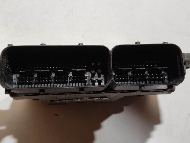 Alfa Romeo 159 1,9 16v Diesel motorvezérlő 51812906 , 0281013138