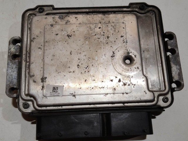 Alfa Romeo 159 1,9 16v Diesel motorvezérlő 51812906 , 0281013138