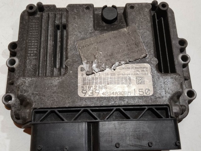Alfa Romeo 159 1,9 16v Diesel motorvezérlő 51812906 , 0281013138