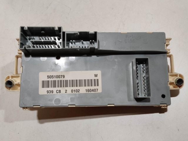 Alfa Romeo 159 belső biztosítéktábla 50510079