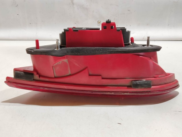 205381 Alfa Romeo 159 bal hátsó belső lámpa 50504822