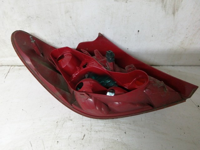 210377 Peugeot 207 2006-2014 Lámpa , Fényszóró használt  jobb hátsó
