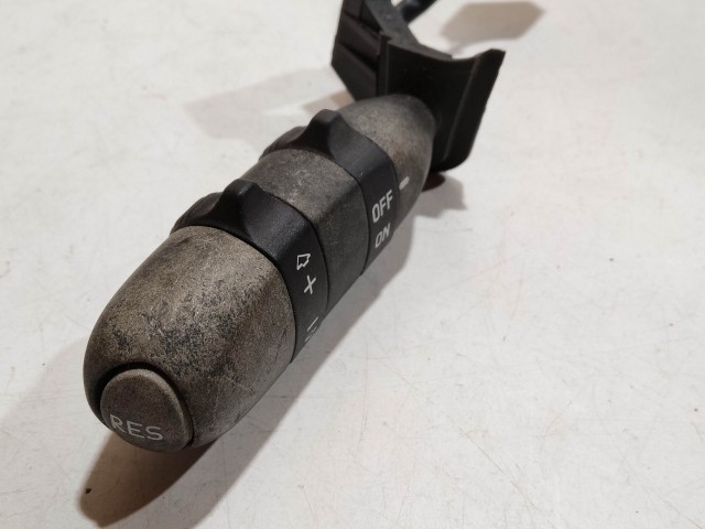 205438 Alfa Romeo 147, Gt, Fiat Stilo, Bravo, Lancia Delta tempómat kar a képen látható kopással