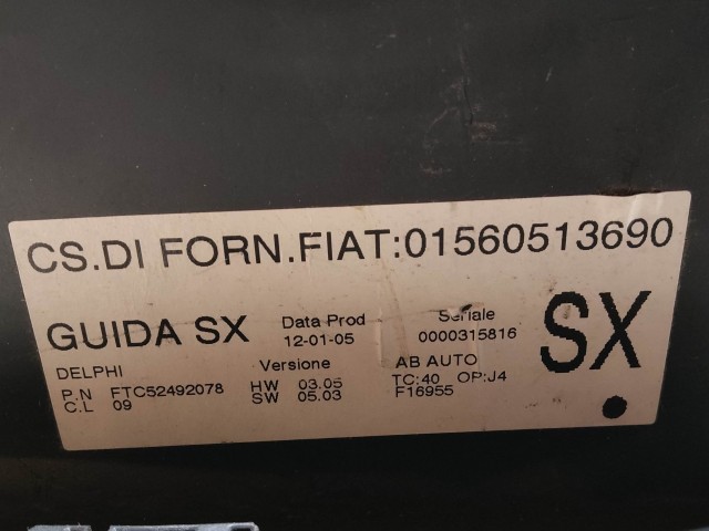 Alfa Romeo GT 2003-2010 2003-2010 Fűtés- és közép kapcsolók használt  digit